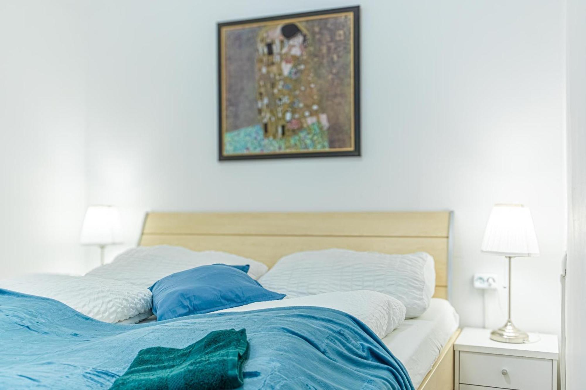Basic 2Br Apt Perfectly Connected&Well Positioned Wien Ngoại thất bức ảnh